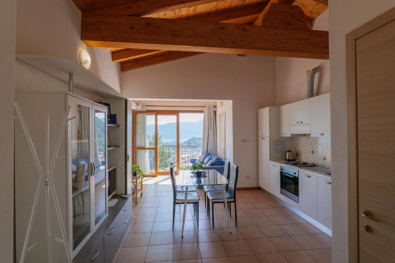 Panoramic'S Loft Daire Verbania Dış mekan fotoğraf